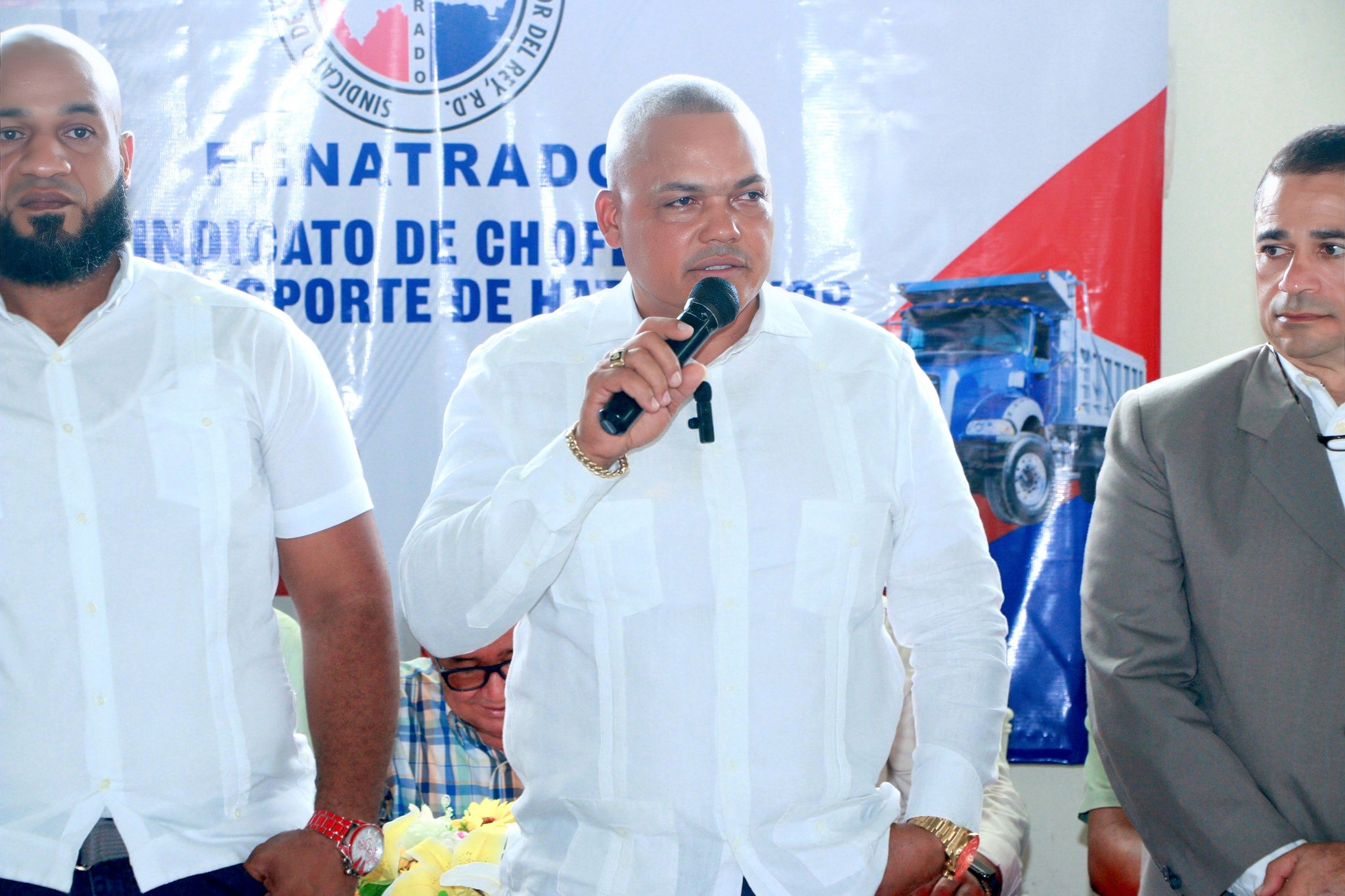 546606104_2569873313375466_1858148848880854538_n